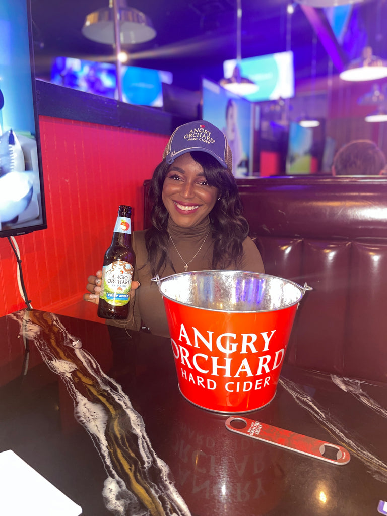 Angry Orchard x Chicago Pizza